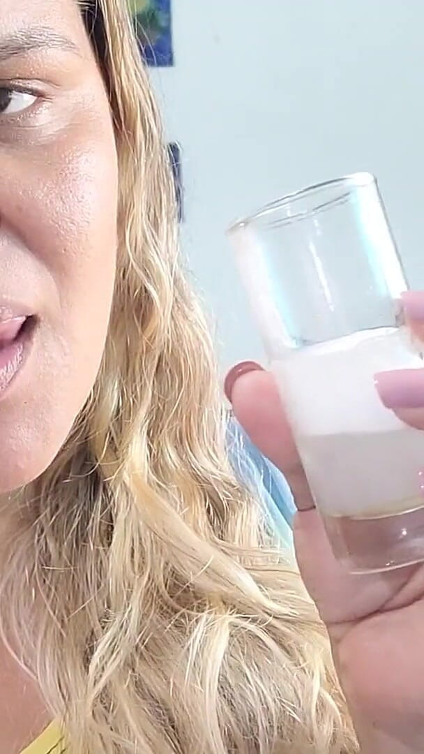 Fetish in Saliva (Paty butt) Fetish in Saliva (Paty butt)