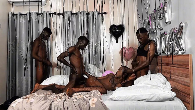 Baddestboyx: मुझे जन्मदिन मुबारक हो 16 प्यारे लोगों ने इसे मेरे साथ मनाया