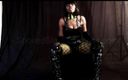 The Goddess Simone: Lick my latex boots