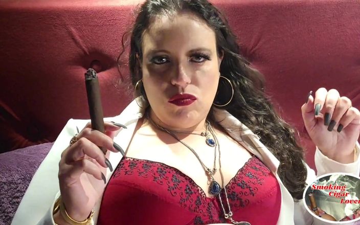 Smoking Goddess Lilli: Sensual Cigar