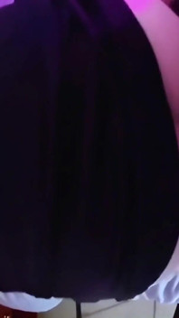 Curva trans Emma Ink geme tare pe pula vecinului ei