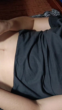 Koreli Orta Yaşlı Seksi Kadın Yapay Penisle Yalnız