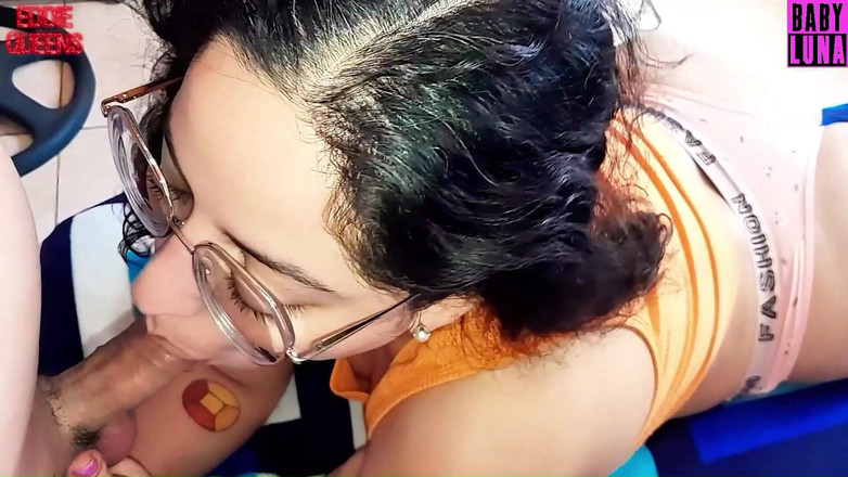 Eddie Queens: 继妹发现我在观看，让我做任何事情 ft babyluna939 第1部分