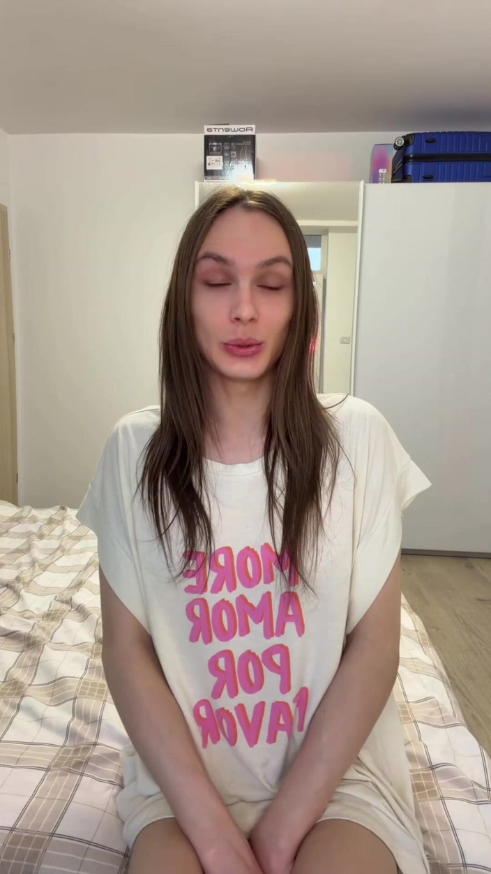 TS Kylie Star: Buka mulut Awak Dengan Susu Transeksual Hangat Saya