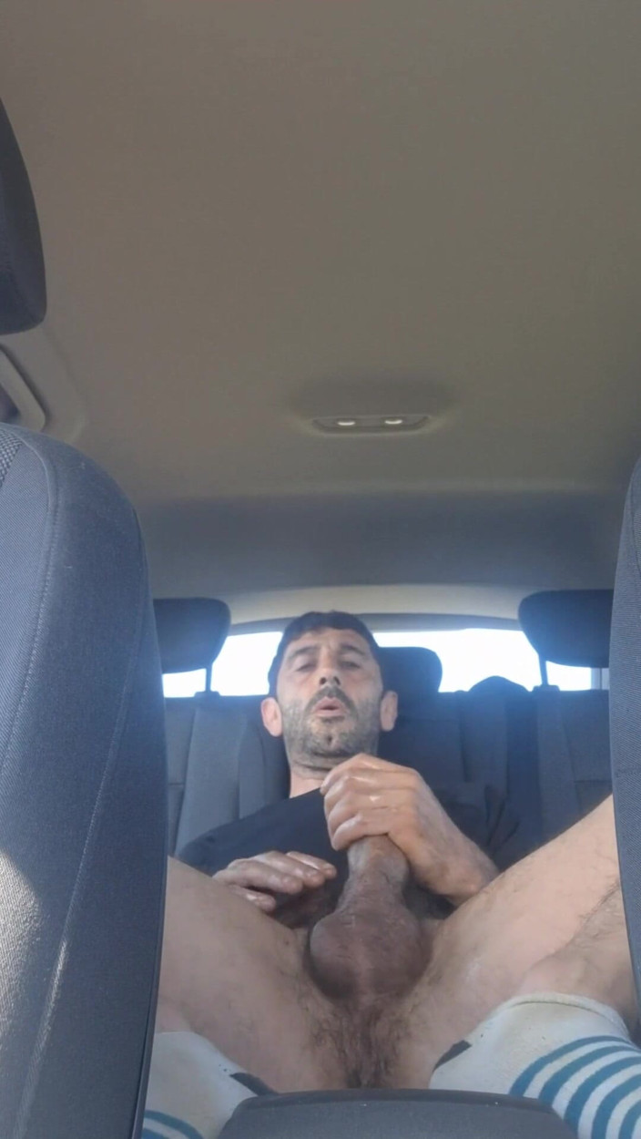 Crx2: Mature Men Masturbating Naked in the Car
