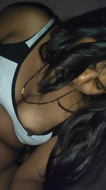Pyaasibhabhi1
