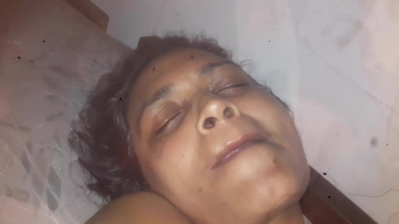 Tina Baby: 흑형 대물 에게 따먹히는 핫한 밀프
