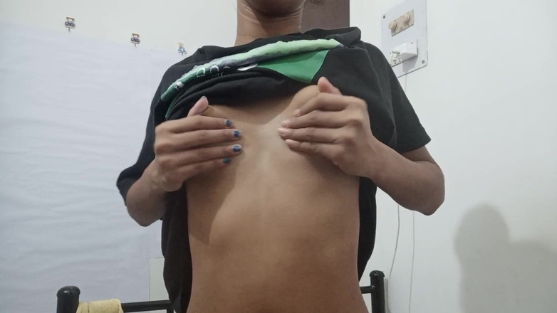 desigirl93: 미로 앞에서 자위하는 여친