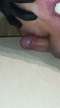 Ich Habe Den Ganzen Tag Ein Hühnerei Bei Der Arbeit Getragen.