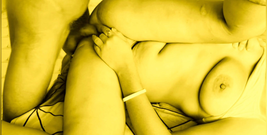 Teensex: Kakak ipar india dengan toket besar diam-diam ngentot kontol besar...