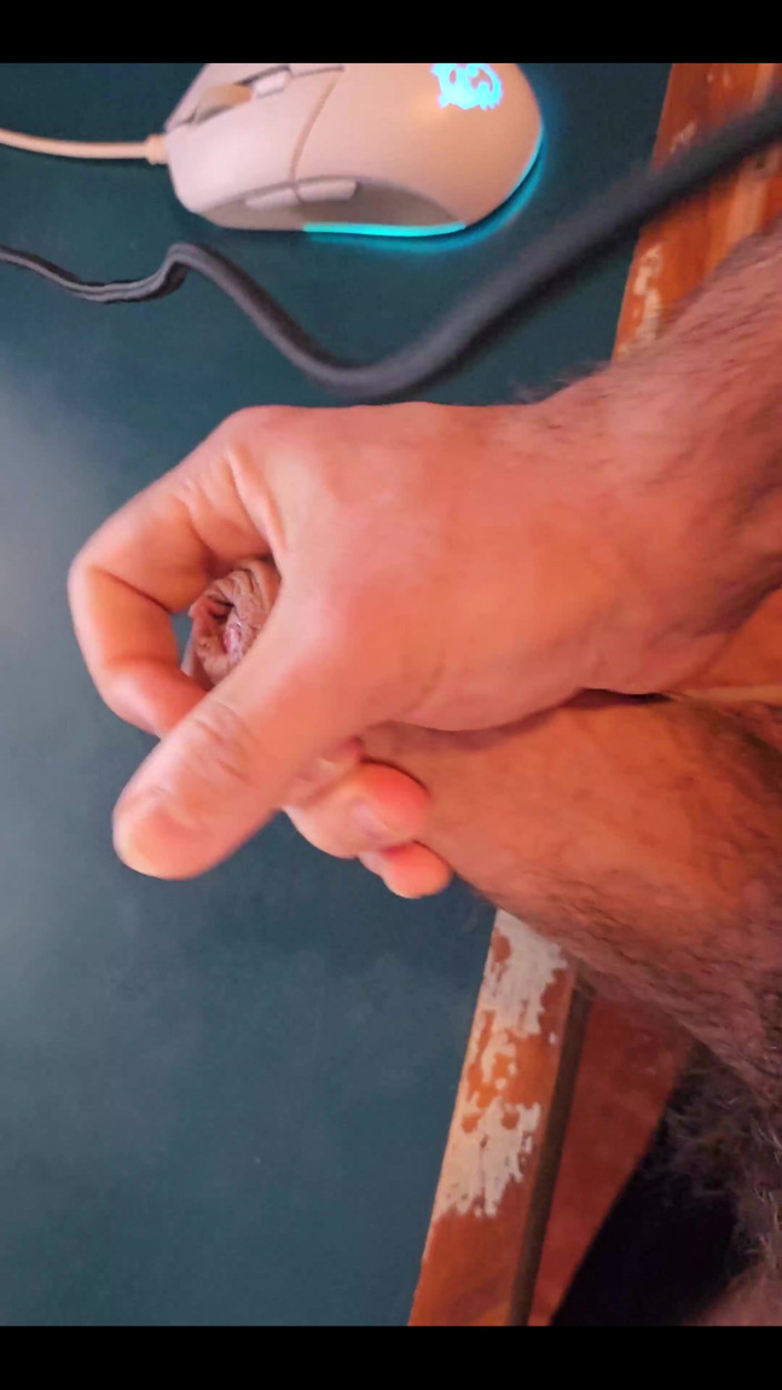 Ravingr: Quick Cum Shot