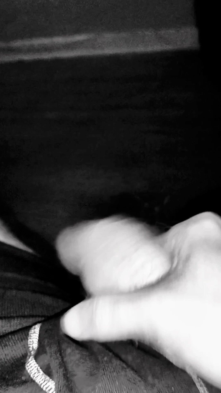 PiperDowndeep: Bcw Black and White Solo Jerk
