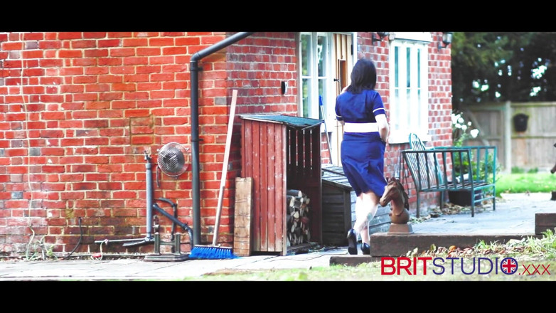 Brit Studio: British nurse gets spitroasted and swallows cum