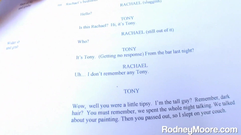 Rodney Moore: La ragazza emo ingoia porno vintage