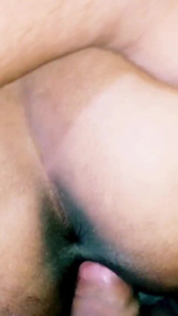 Sexy ragazza nepalese asiatica in lingerie fa sesso hardcore