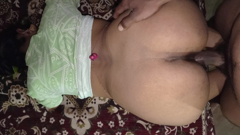 Amrita for you: Abang ipar desi India panas dan adik ipar