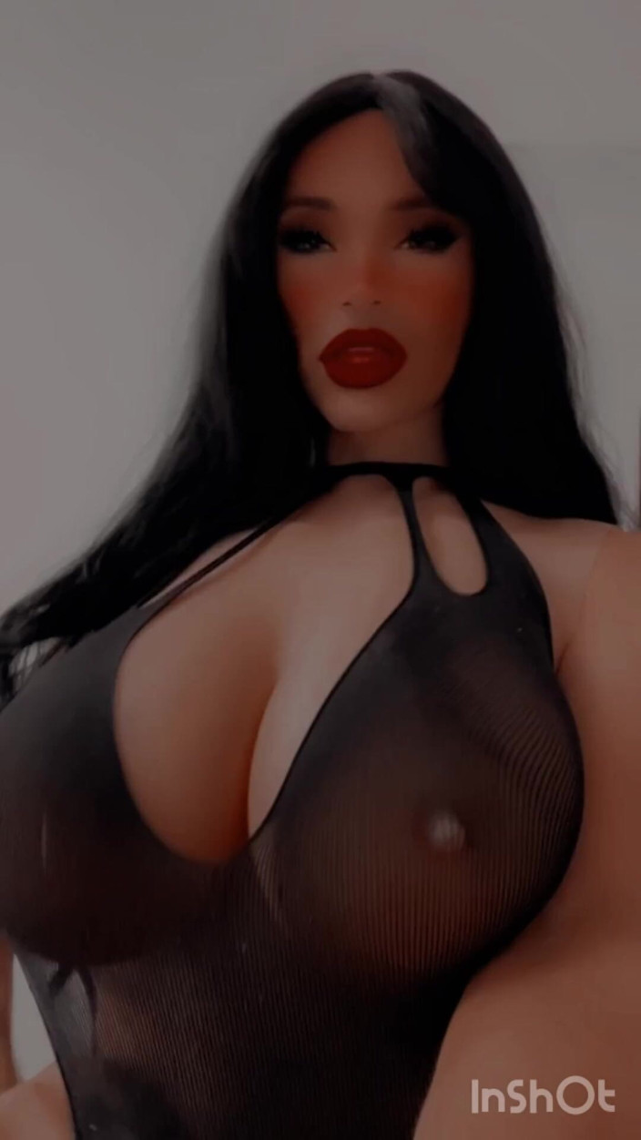 Sissy Slut Brianna: 我在这里把自己看作一个天使吗......还是你最肮脏的梦想中的婊子？