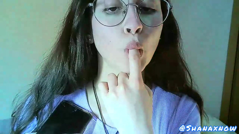 Shanaxnow: Živá fetišová hra Snots &amp; Nose