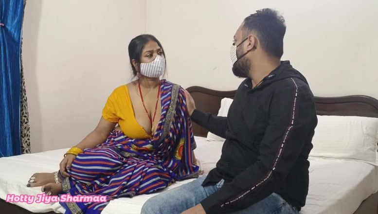 Desi Club House: Son beau-frère découvre son secret, son corps pour le faire...