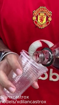 Hetero Athlete Takes off the Condom Without Me Noticing and Cums in My Anus. Creampie Latino