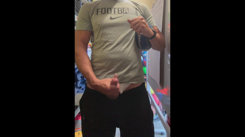 JockDad87: Alpha Stud Jockdad87 Gicle Un Tas De Football