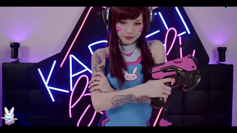 Karneli Bandi: Thích một con cặc trong cái mông khít khao của...