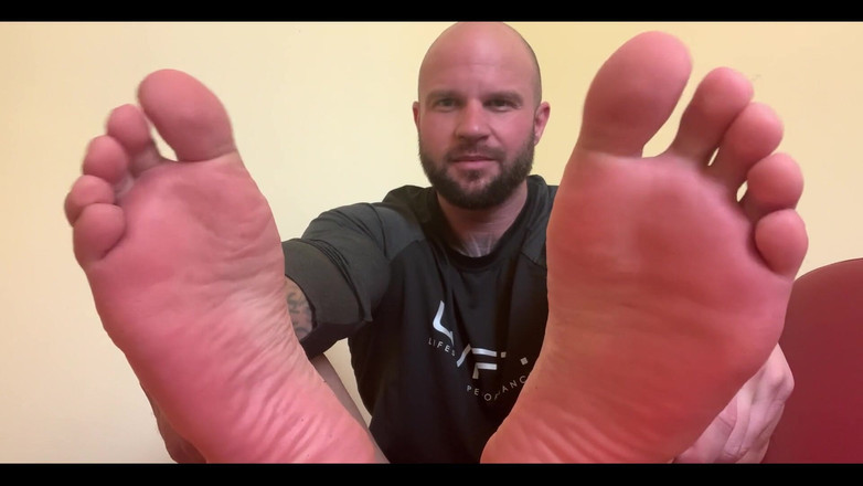 Jasons feet: Du rufen mich in deinem büro, um mich zu schimpfen