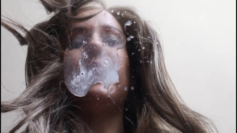 Solo Austria: Spitting all over your face