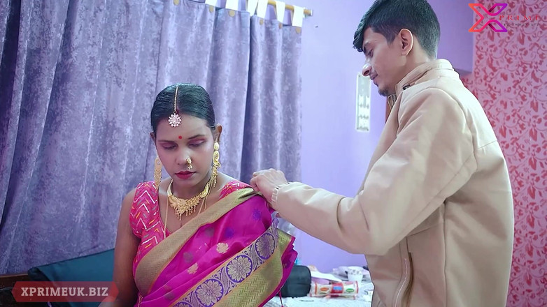 Creative Pervert: Hintli güzel aldatan evli kadın yabancıyla sikişiyor