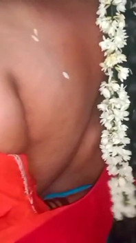 Desi beauty casalinga sary si cambia in casa