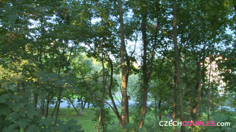 Czech Couples: Casais tchecos 5: gozadas públicas