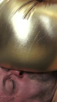 Spandex Facesitting