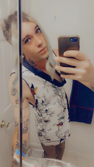 CarmenMelatonin: Kimono bebê quer jogar