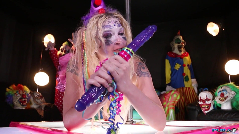 Leya Falcon: Clown Stripper Playing with Her Pussy