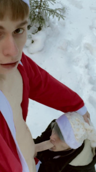 Twinks Matty i Aiden Boże Narodzenie obciąganie na śniegu
