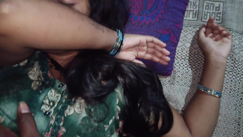 Kavanadesi: Beautiful Indian Women Sex with Stranger