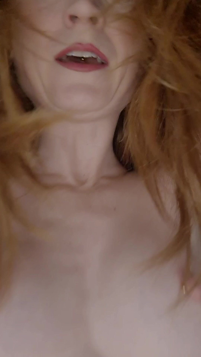 Lily kink: Punto Di Vista: Sedotta Dal Tuo Amico MILF-mamma