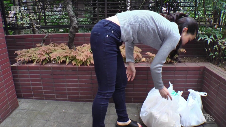 Pondo TV: A Playful No-bra Wife in the Neighborhood Who Takes Out...