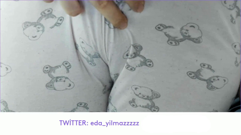 bigass_sexy_bigboobs: Cameltoe, pyjama, gezwollen poesje