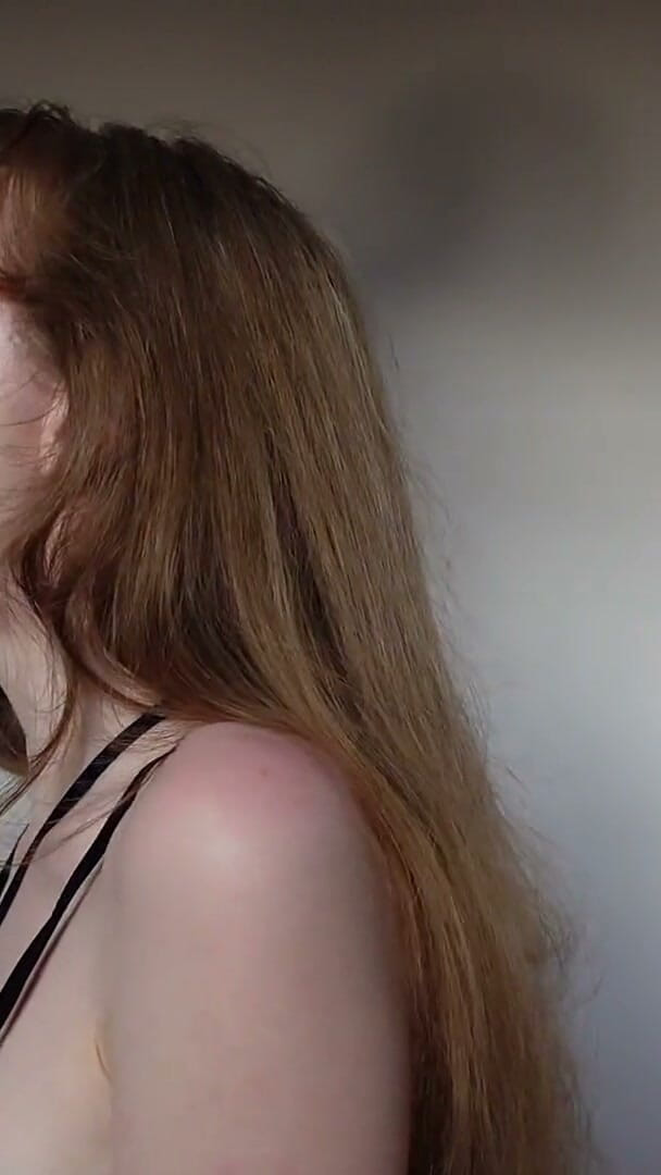 HotRedWildcat: Pipe Avec Gorge Profonde, Facefuck Et Facial