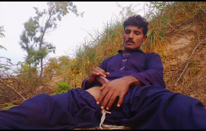 Gulzamin133: Wielki kutas solo chłopiec