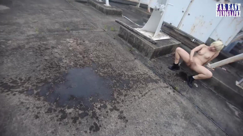 Far East pornography: Sarışın bir güzelle sırılsıklam oyun kötü ıslak çılgınlığında kendini sırılsıklam yapıyor ep-4