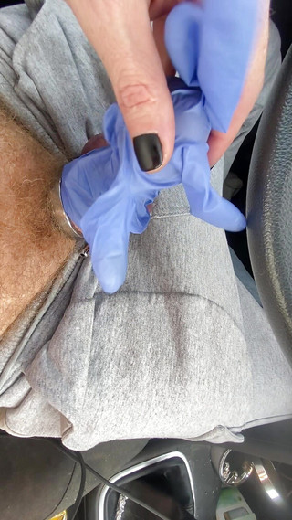 KinkMitch: Honění hlavou v autě