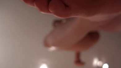 Furiyssh: Giganta te hace lamer pies furiyssh