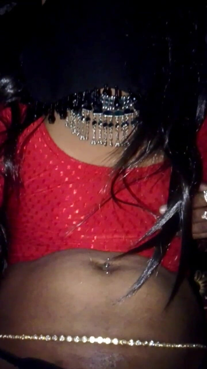 Baby kia: คลิปสั้น Desi สาวข้ามเพศเซ็กซี่ยิงน้ําเงี่ยน