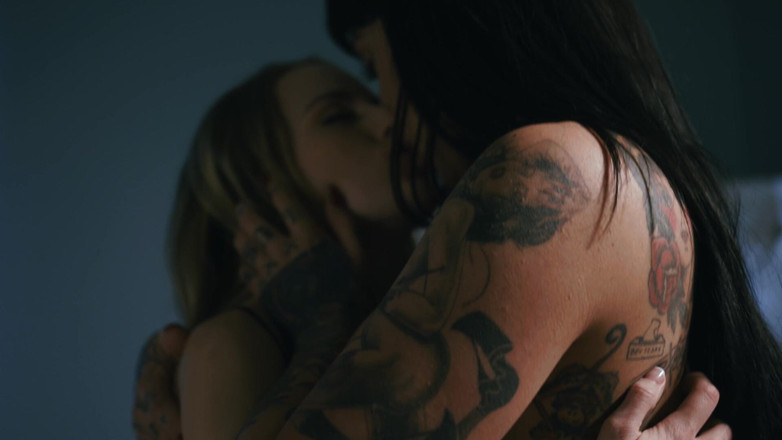 SweetheartVideo: Embrasser des lesbiennes