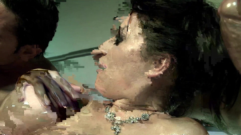 Very hot hardcore: Horny dp whore gets boned by two mechanics