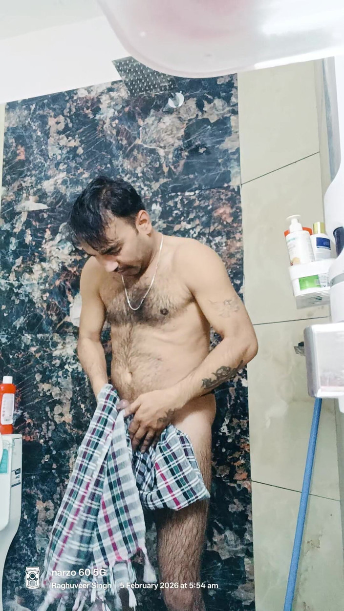 Rajasthani-old-lover: Nevlastní otec indický policista