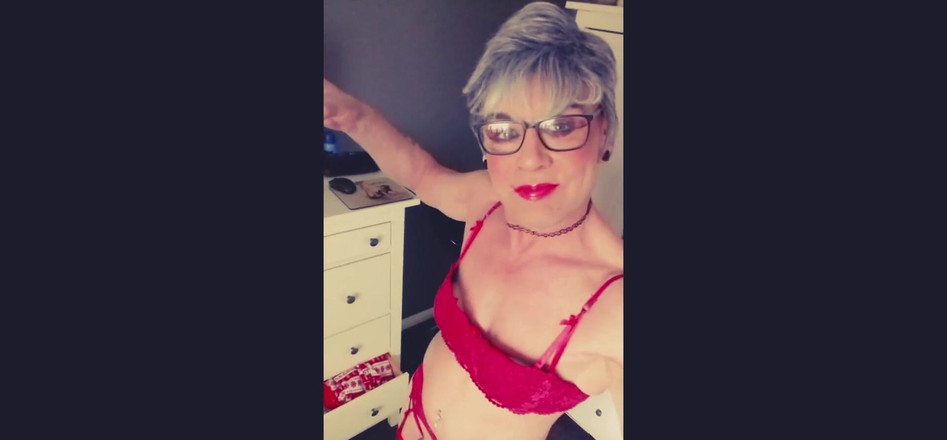 Juniperberi29: Děvka Lol XXX