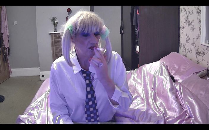 Mature Tina TV: Teeny Jemma